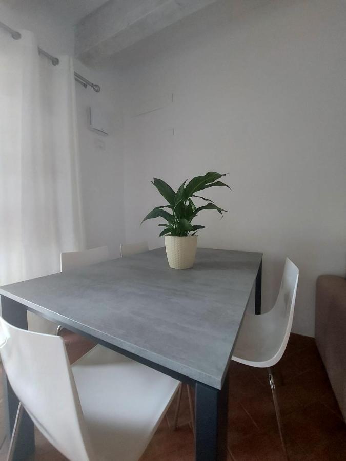 卡斯德尔诺沃贝拉登卡La Casa Di Elvira2别墅 外观 照片